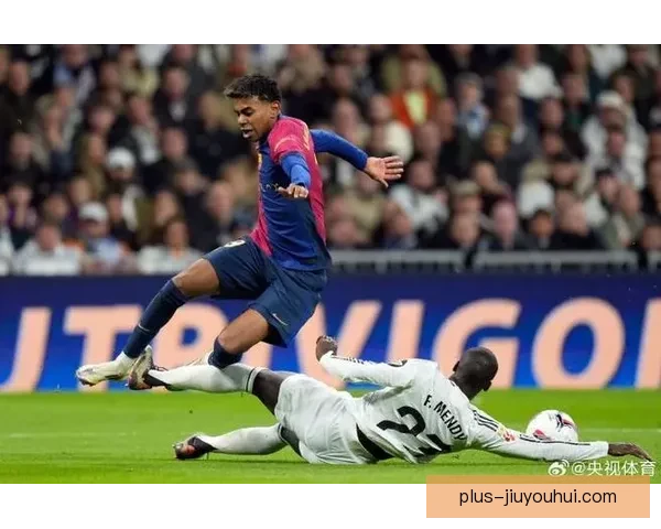 亚马尔凭借进球打破西甲历史最年轻进球纪录震撼足坛