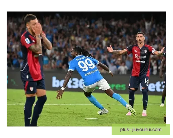 安古伊萨意甲主场精彩头球建功助球队获胜