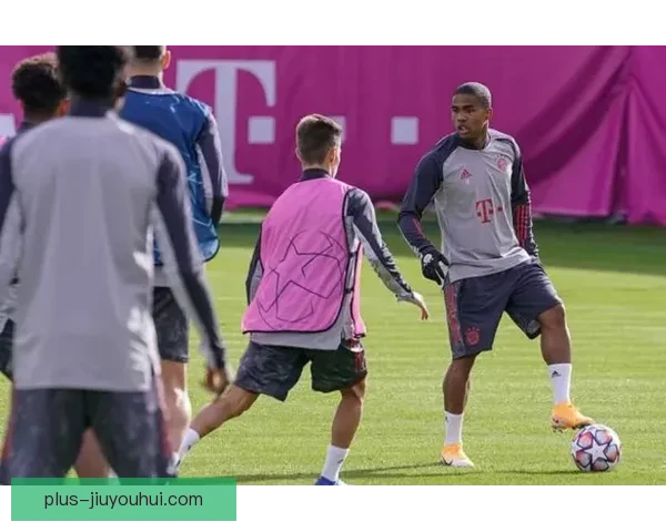 斯坦尼希奇回归拜仁即遇膝盖重伤长期休战引发担忧